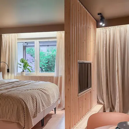 Inside - Retreat - Private Sauna Апартаменты *